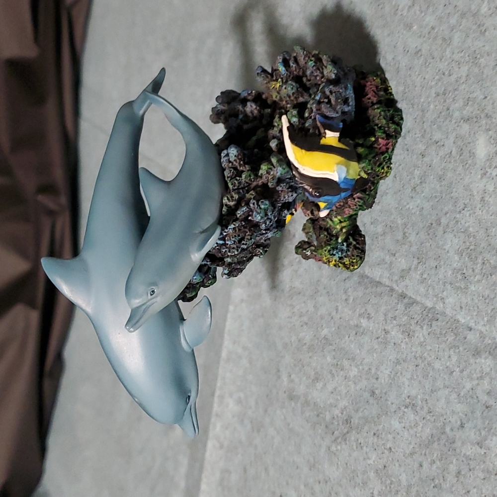 LASSEN DOLPHIN FIGURINE